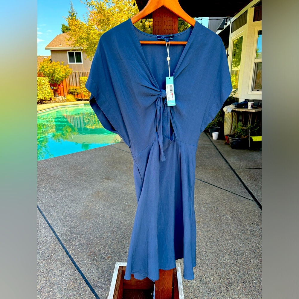 NWT Shore Medium Front Tie.